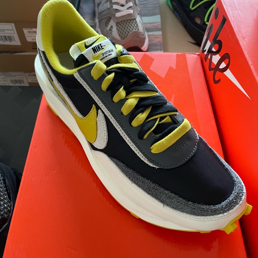 Nike Sacai Citron Sail